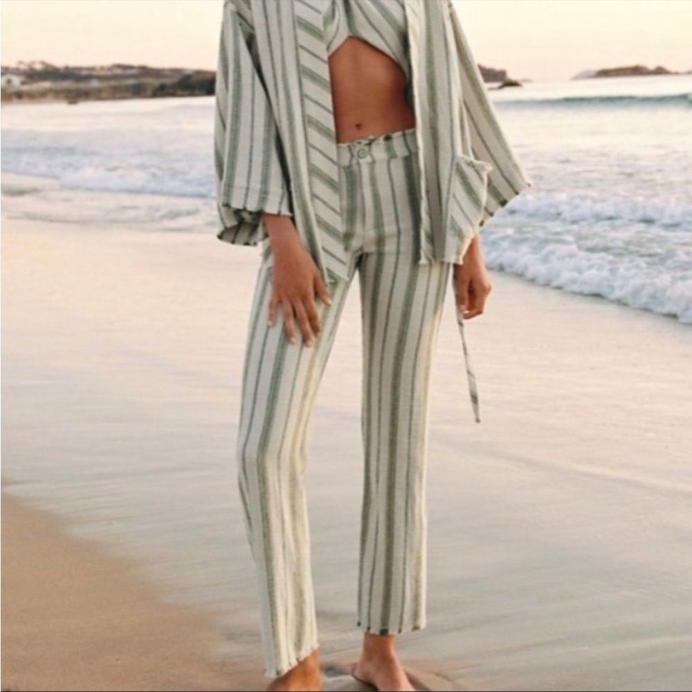 Zara Striped Rustic Trousers “The Beth Pant” Size Medium NWT Frayed Hem Straight